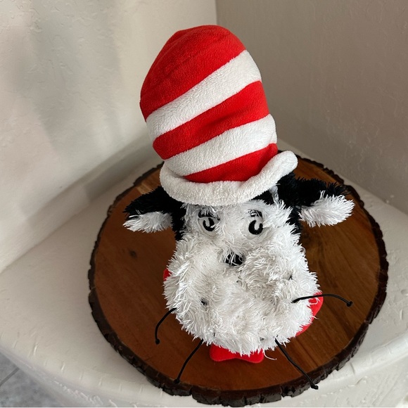 Dr. Seuss Cat in the Hat Hand Puppet - Picture 11 of 11